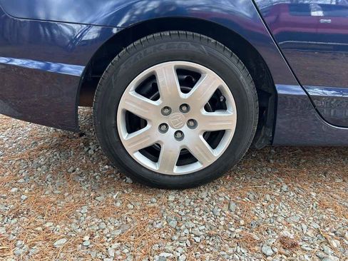 Used 2010 Honda Civic LX image 19