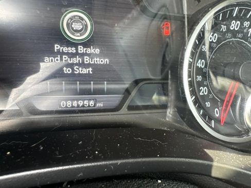 Used 2019 RAM 1500 Big Horn AWD/4WD image 12
