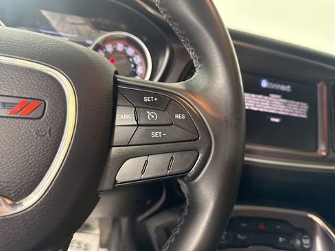 Used 2016 Dodge Challenger SXT w/ Driver Convenience Group image 27