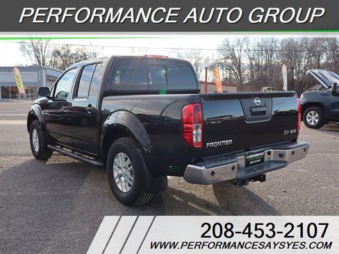 Used 2019 Nissan Frontier SV w/ Value Truck Package image 5