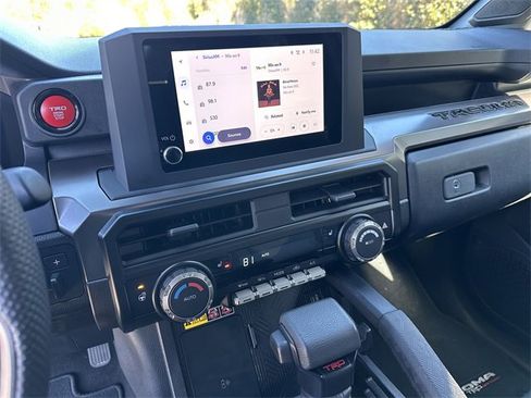Used 2024 Toyota Tacoma image 29