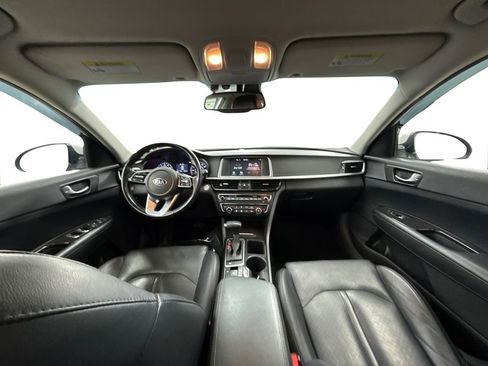 Used 2019 Kia Optima EX image 17