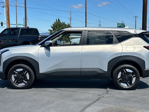 New 2027 Kia Seltos LX AWD/4WD image 8