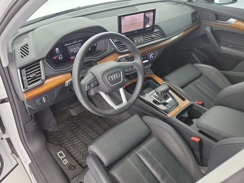 Used 2023 Audi Q5 2.0T Premium Plus w/ Premium Plus Package AWD/4WD image 21