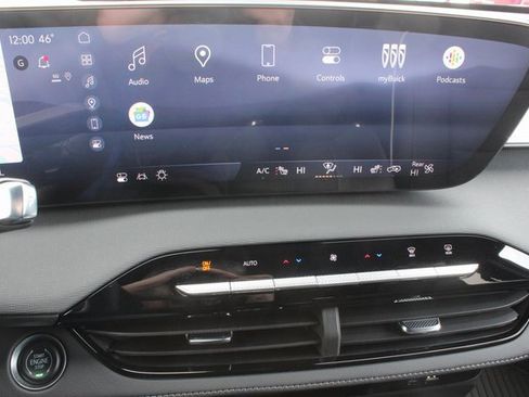 New 2025 Buick Enclave Preferred w/ Super Cruise Package image 32