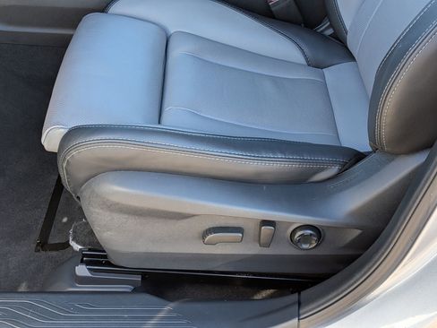 Certified 2025 Subaru Outback Limited image 12