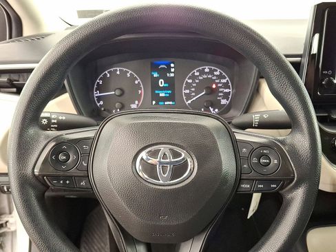 Used 2024 Toyota Corolla LE FWD image 8