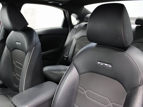 Used 2022 Kia Forte GT-Line w/ GT-Line Premium Package image 28