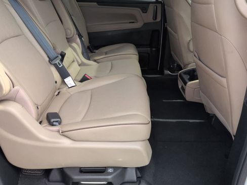 Used 2023 Honda Odyssey Elite image 20