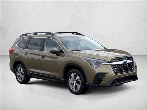 Certified 2025 Subaru Ascent Premium image 3
