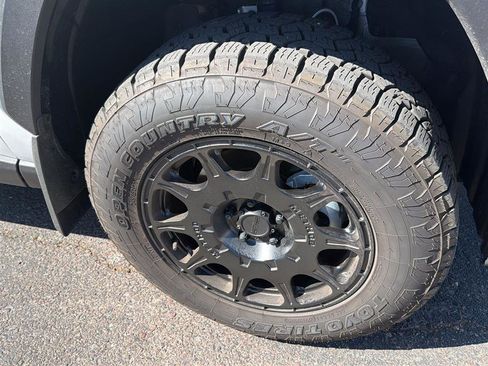 Used 2025 Toyota RAV4 LE image 4