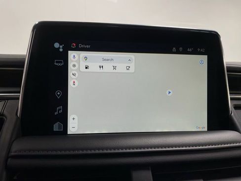 Used 2024 Chevrolet Suburban LT image 18