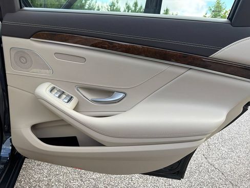 Used 2016 Mercedes-Benz S 550 4MATIC Sedan image 53