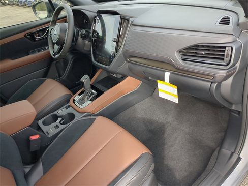New 2025 Subaru Forester Touring image 12