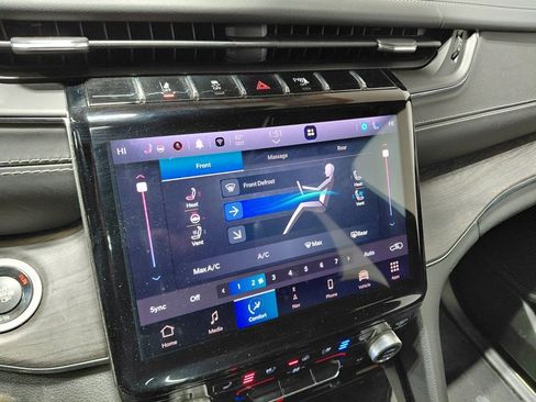 Used 2022 Jeep Grand Cherokee L Overland w/ Luxury Tech Group IV image 49