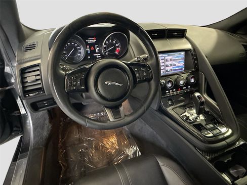 Used 2014 Jaguar F-TYPE Convertible RWD image 11