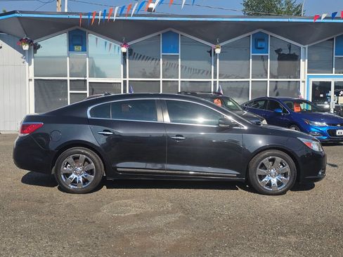 Used 2013 Buick LaCrosse Premium w/ Driver Confidence Package FWD image 9