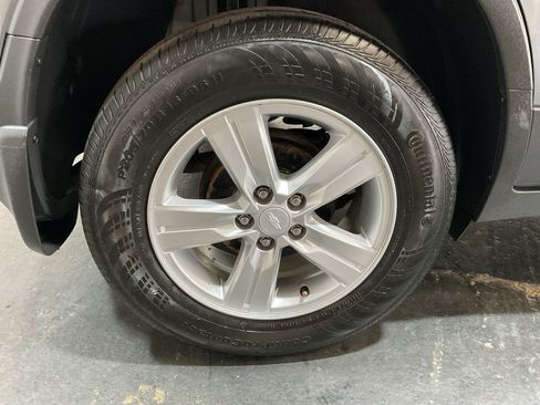 Used 2020 Chevrolet Trax LS w/ Tint and Cruise Package FWD image 16