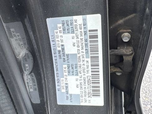 Used 2018 MAZDA MAZDA3 Sport FWD image 24
