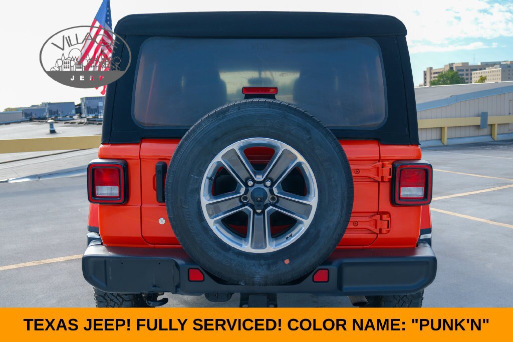 Used 2019 Jeep Wrangler Unlimited Sahara AWD/4WD image 6