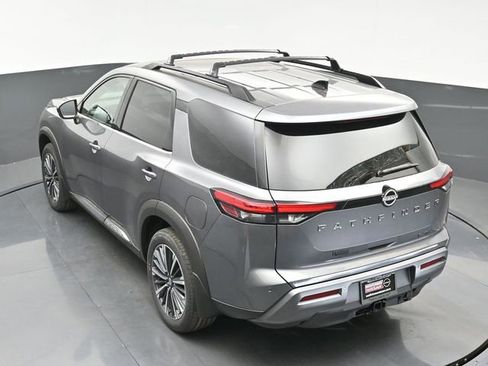 New 2026 Nissan Pathfinder Platinum FWD image 29