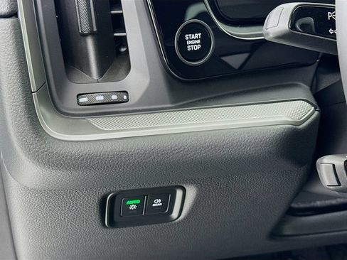 New 2026 Porsche Cayenne AWD/4WD image 14