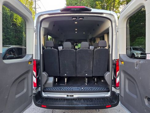 Used 2021 Ford Transit 350 XLT RWD image 22