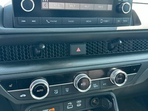 Used 2024 Honda CR-V EX image 13