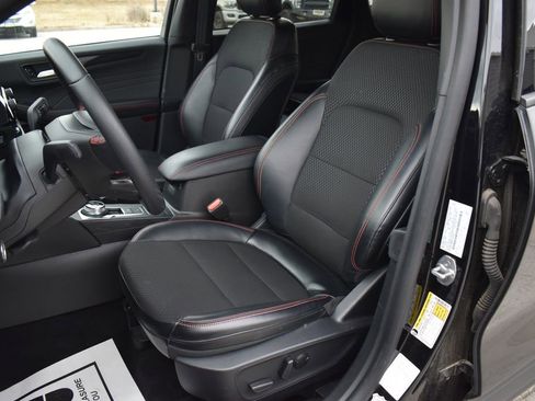 Used 2025 Ford Escape ST-Line AWD/4WD image 13