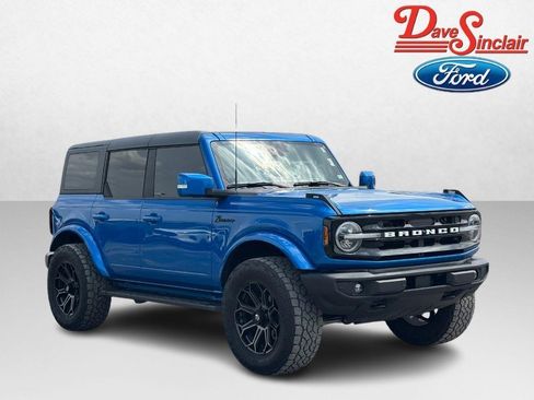 Used 2022 Ford Bronco Outer Banks image 4