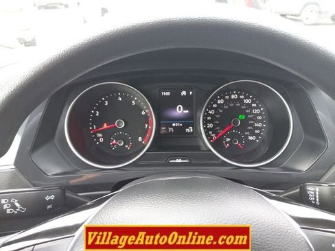 Used 2019 Volkswagen Tiguan S image 37