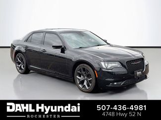 Used 2022 Chrysler 300 S w/ Comfort Group RWD video 1