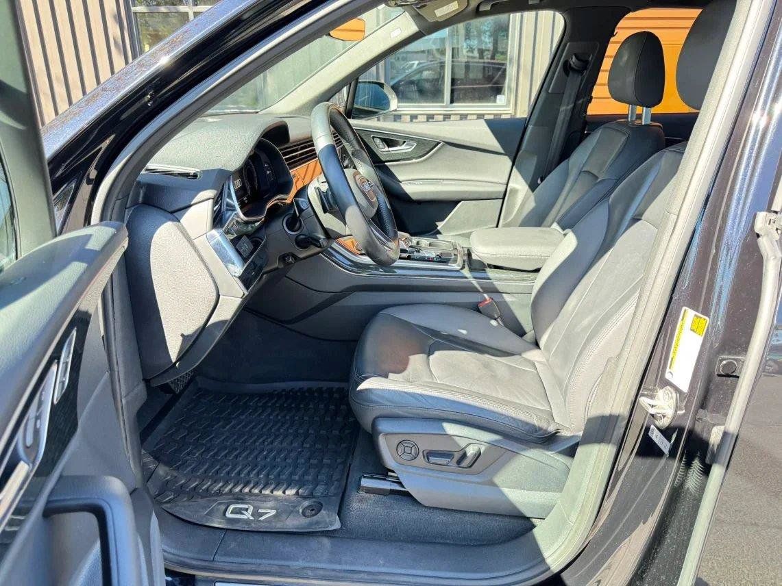 Used 2020 Audi Q7 3.0T Premium w/ Convenience Package AWD/4WD image 12