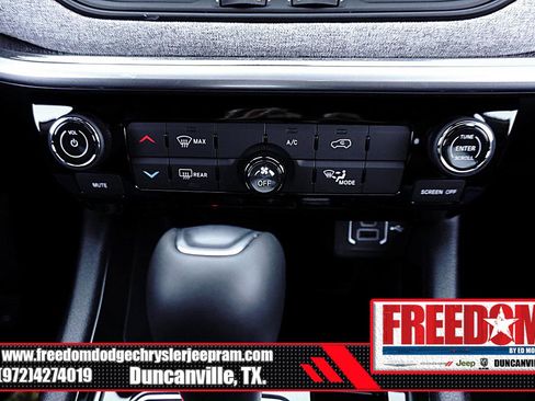 New 2026 Jeep Compass Latitude image 22