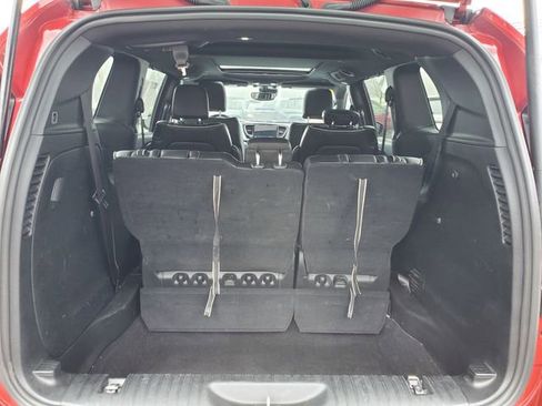Used 2025 Chrysler Pacifica Limited image 7