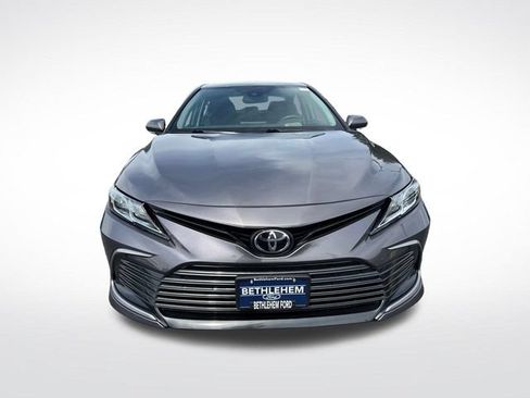 Used 2023 Toyota Camry LE w/ Convenience Package FWD image 9