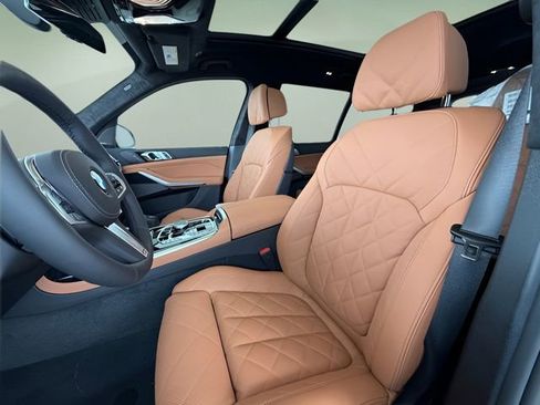 Used 2026 BMW X7 xDrive40i image 21