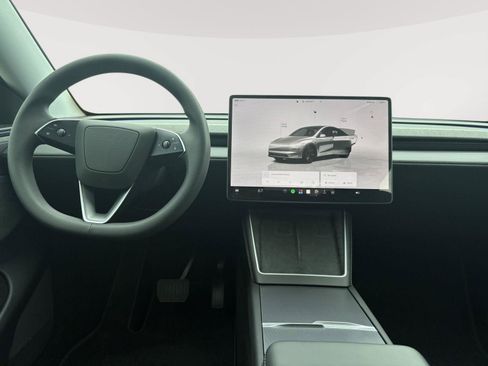 Used 2026 Tesla Model Y AWD image 15