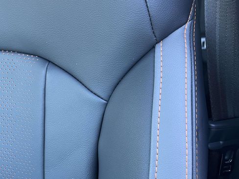 New 2025 Subaru Crosstrek 2.5i Limited w/ Crosstrek Mirror Package image 8