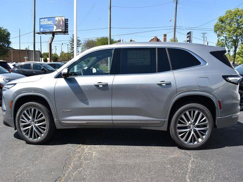 New 2026 Buick Enclave Avenir w/ Super Cruise Package image 13