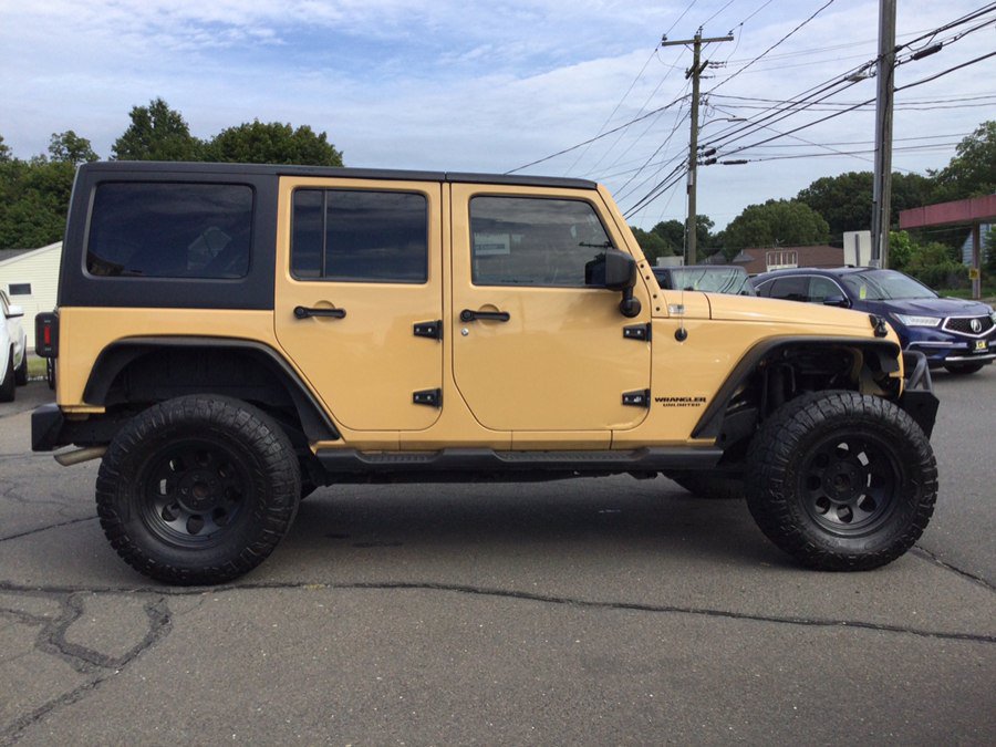 Used 2014 Jeep Wrangler Unlimited Sport w/ Quick Order Package 24S AWD/4WD image 7