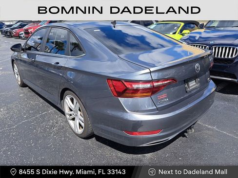 Used 2019 Volkswagen Jetta R-Line image 4