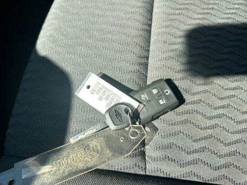 Used 2020 Chevrolet Tahoe 4WD w/ Remote Keyless Entry Package image 28