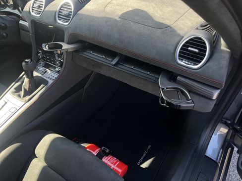 Certified 2025 Porsche 718 Boxster Spyder RS image 27