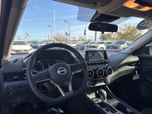 Certified 2025 Nissan Sentra SV w/ All-Weather Package image 10