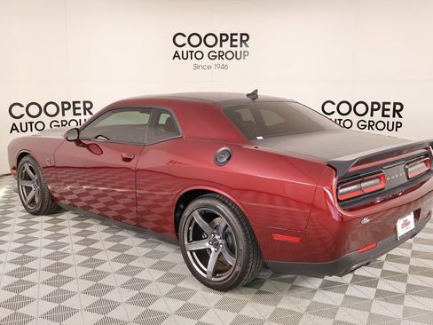 Used 2022 Dodge Challenger SRT Hellcat Redeye image 23