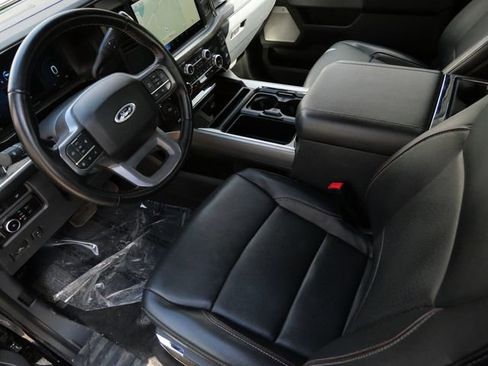 Used 2023 Ford F250 Lariat image 11