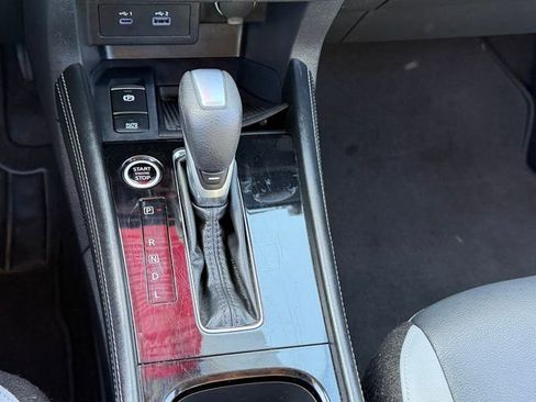 Certified 2023 Nissan Kicks SR w/ SR Premium Package FWD image 17