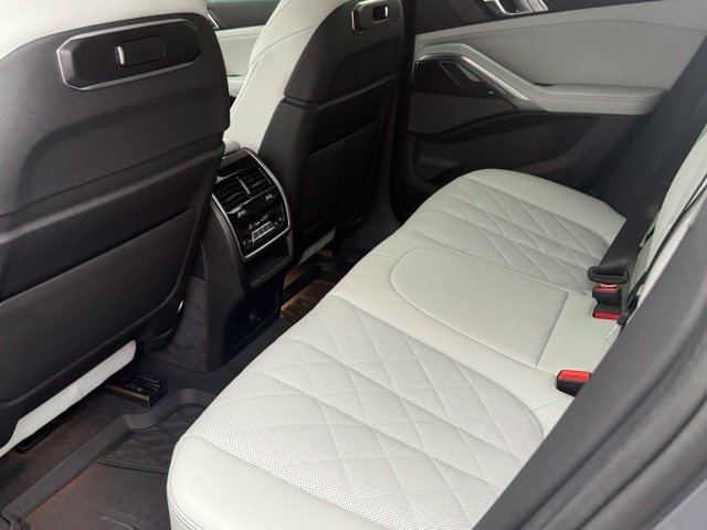 Used 2026 BMW X6 xDrive40i w/ Climate Comfort Package AWD/4WD image 22