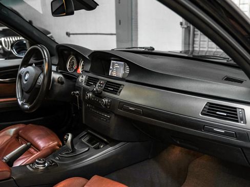 Used 2011 BMW M3 Sedan image 18
